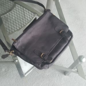 USC leather case. Heavyweight material.